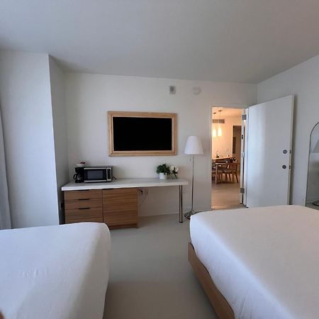 2B 2B Luxury Ocean Views Apt In Hallandale Beachアパートメント エクステリア 写真