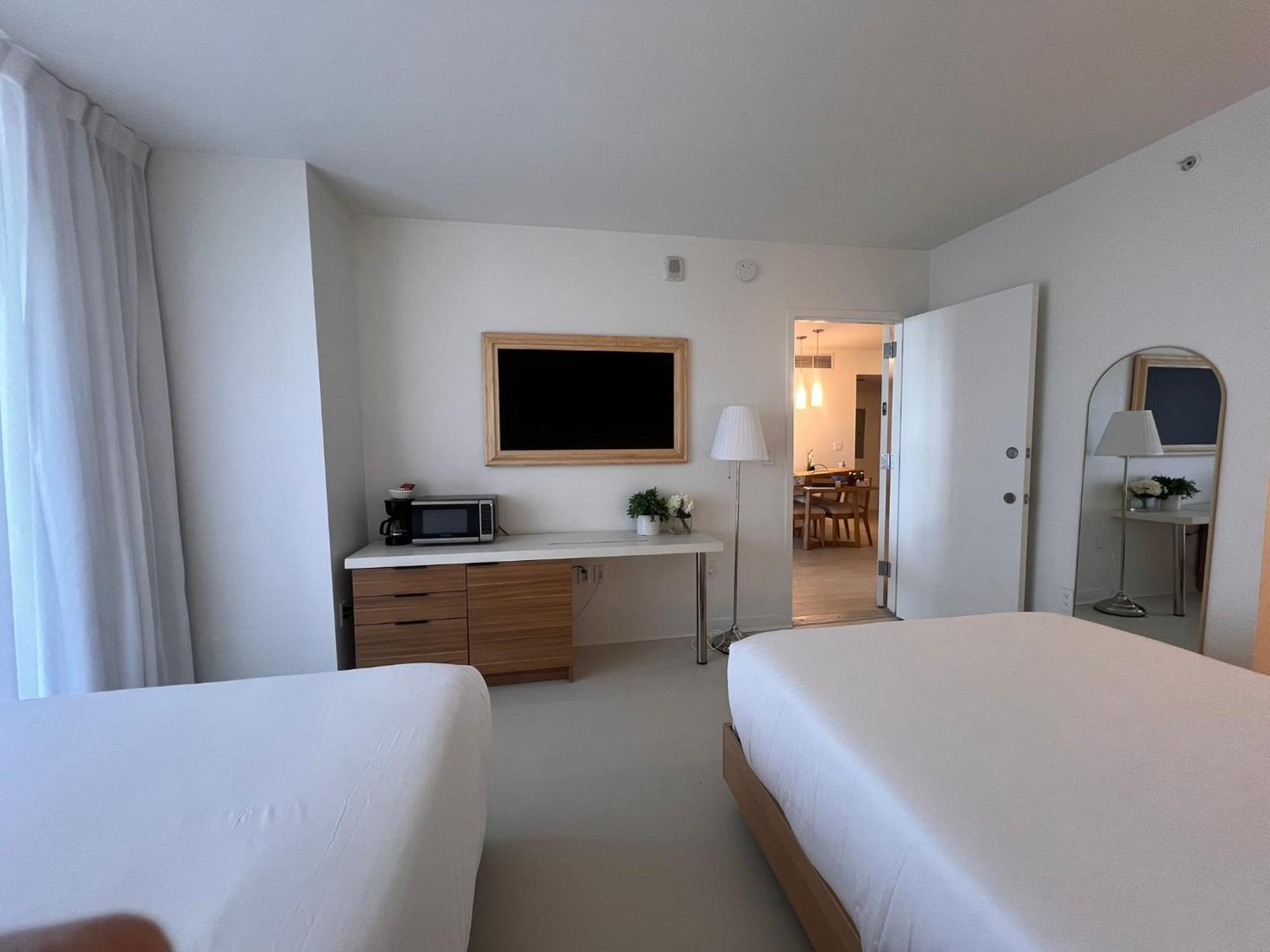 2B 2B Luxury Ocean Views Apt In Hallandale Beachアパートメント エクステリア 写真